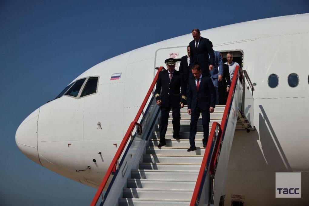 First passengers walk out of a direct commercial flight from Moscow to Pyongyang, North Korea, July 28, 2025. (Source: TASS) First passengers walk out of a direct commercial flight from Moscow to Pyongyang, North Korea, July 28, 2025. (Source: TASS)
