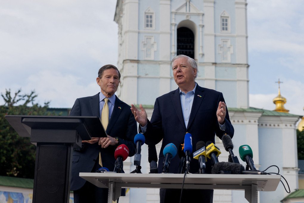 US Senators Lindsey Graham (R) and Richard Blumenthal (L) speak on Mykhailivska Square during a press conference in Kyiv on May 30, 2025. (Photo by Tetiana Dzafarova via Getty Images) US Senators Lindsey Graham (R) and Richard Blumenthal (L) speak on Mykhailivska Square during a press conference in Kyiv on May 30, 2025. (Photo by Tetiana Dzafarova via Getty Images)
