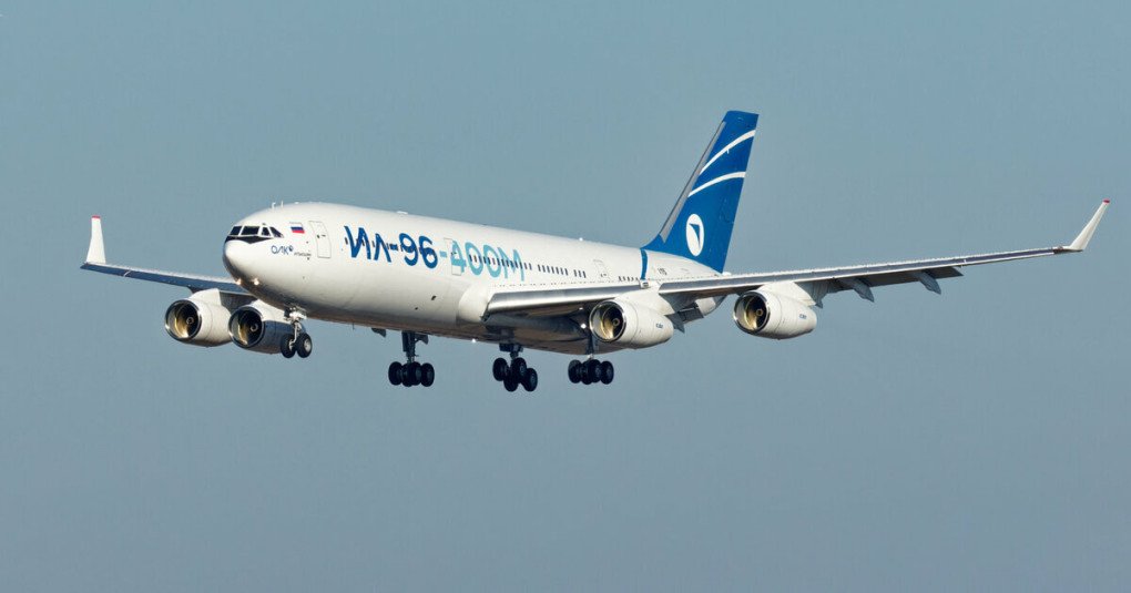 Russian Il-96-400M wide-body aircraft taking off in Voronezh. (Source: Wikimedia)