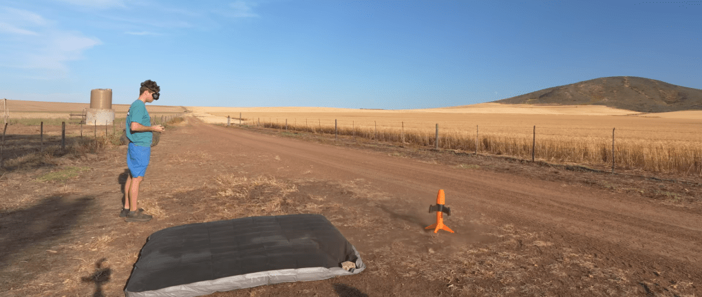 Peregreen V4 during takeoff. (Source: Luke Maximo Bell/Youtube)