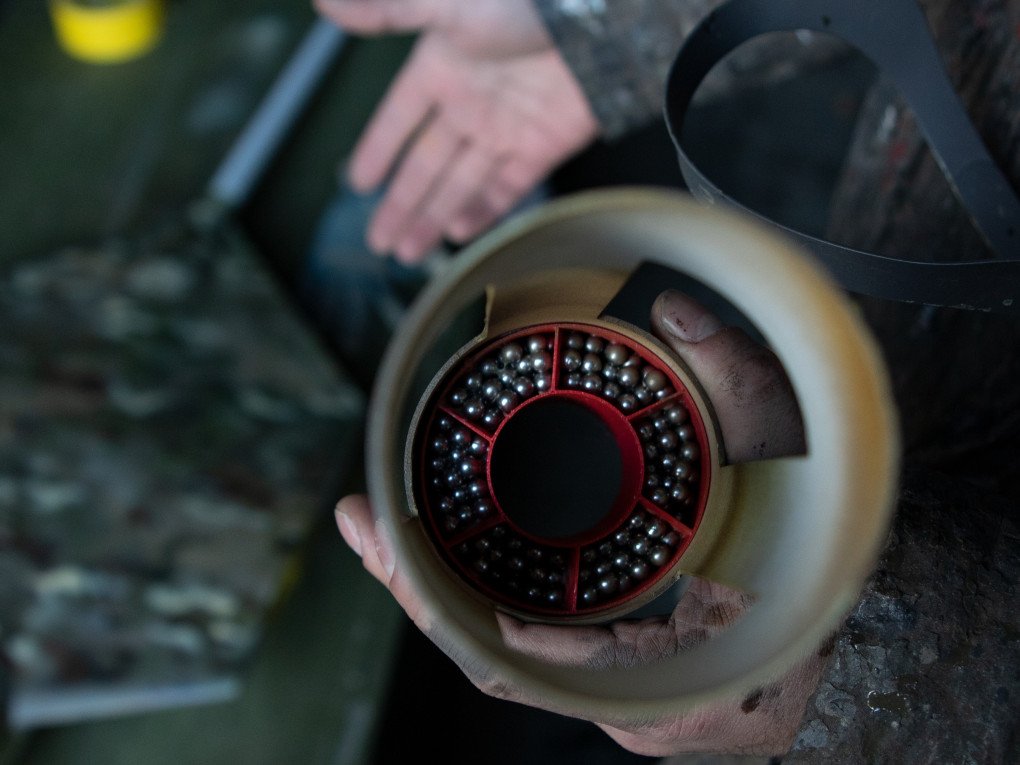 Seib91 at painting military equipment for the frontline at CRAF Civil Resistance and Assistance Foundation (Source: Jessica Daly UNITED24 Media) Seib91 at painting military equipment for the frontline at CRAF Civil Resistance and Assistance Foundation (Source: Jessica Daly UNITED24 Media)