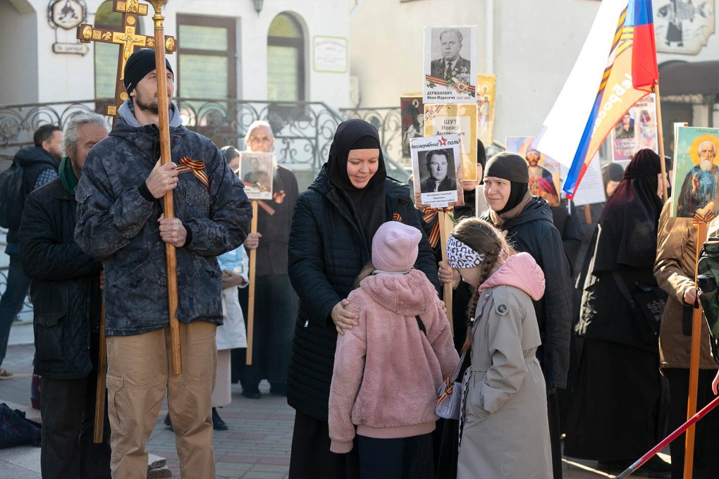 Nuns from the Saint Elisabeth Monastery at their organised “Immortal Regiment” Russian military parade (Source: Open Source) Nuns from the Saint Elisabeth Monastery at their organised “Immortal Regiment” Russian military parade (Source: Open Source)