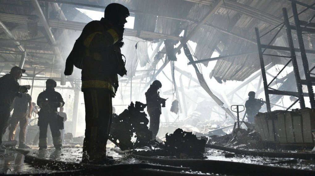 The aftermath of the Russian attack on Faktor-Druk in Kharkiv in 2024. (Source: Vivat Publishing House Press Center) The aftermath of the Russian attack on Faktor-Druk in Kharkiv in 2024. (Source: Vivat Publishing House Press Center)