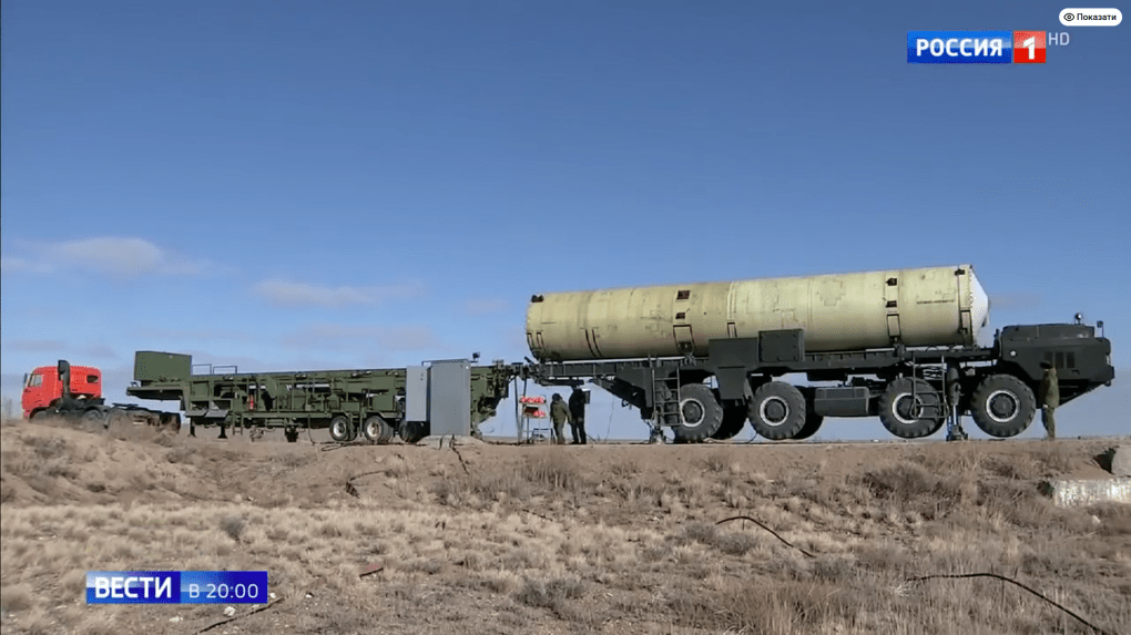 Missile defense system test identified by Russian media as Nudol. (Source: Rossiya-1 TV channel)