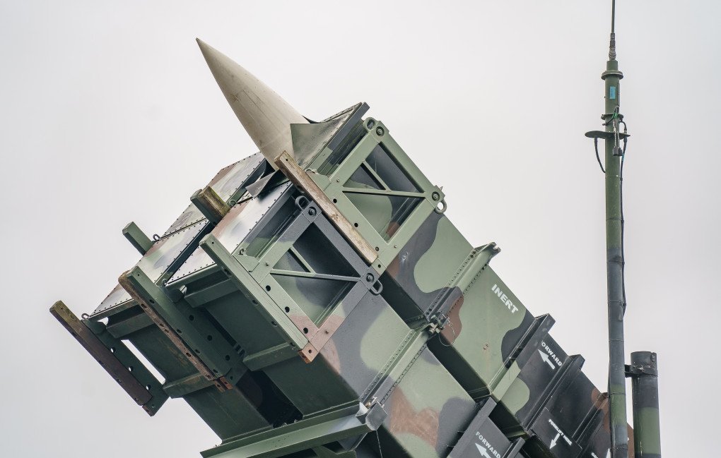 A combat-ready Patriot anti-aircraft missile system of the Bundeswehr’s anti-aircraft missile squadron 1 stands on the airfield of Schwesing military airport, on 17 March 2022, in Schleswig-Holstein, Schwesing. (Source: Getty Images) A combat-ready Patriot anti-aircraft missile system of the Bundeswehr’s anti-aircraft missile squadron 1 stands on the airfield of Schwesing military airport, on 17 March 2022, in Schleswig-Holstein, Schwesing. (Source: Getty Images)