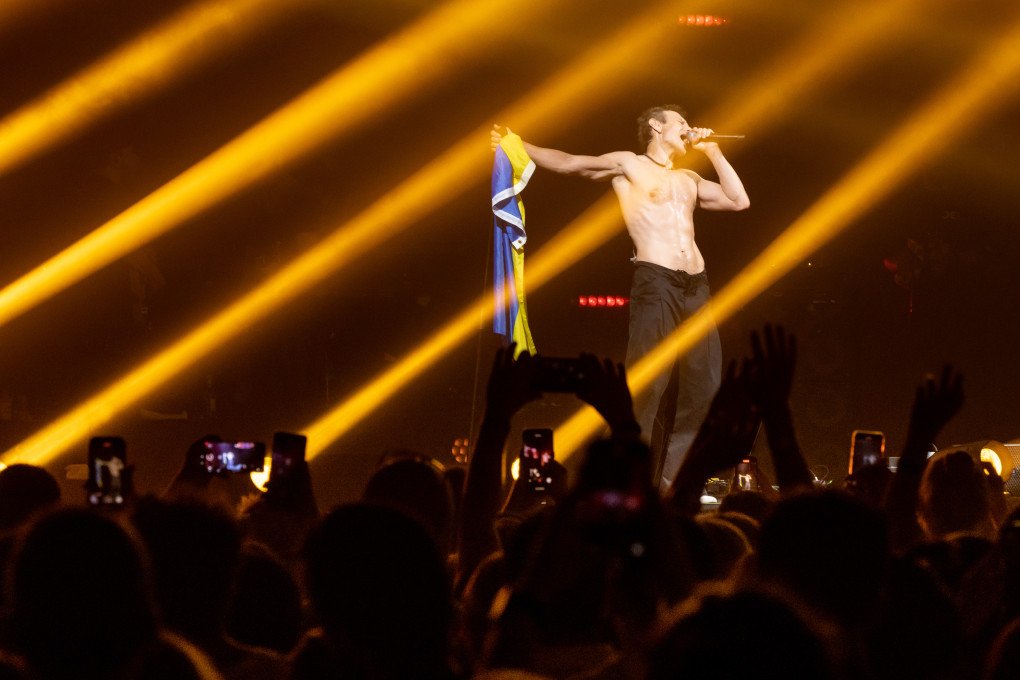 Svyatoslav Vakarchuk of Okean Elzy performs live on stage during the "Okean Elzy – 30" concert as part of the Global Tour Help for Ukraine at K. Demirchyan Sports and Concert Complex on June 20, 2025 in Yerevan, Armenia. (Photo by Victor Boyko via Getty Images) Svyatoslav Vakarchuk of Okean Elzy performs live on stage during the "Okean Elzy – 30" concert as part of the Global Tour Help for Ukraine at K. Demirchyan Sports and Concert Complex on June 20, 2025 in Yerevan, Armenia. (Photo by Victor Boyko via Getty Images)