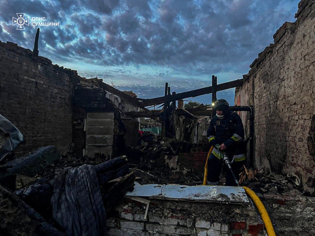 Aftermath of a Russian drone strike on a residential building in the Sumy region, September 30, 2025. (Source: SES)