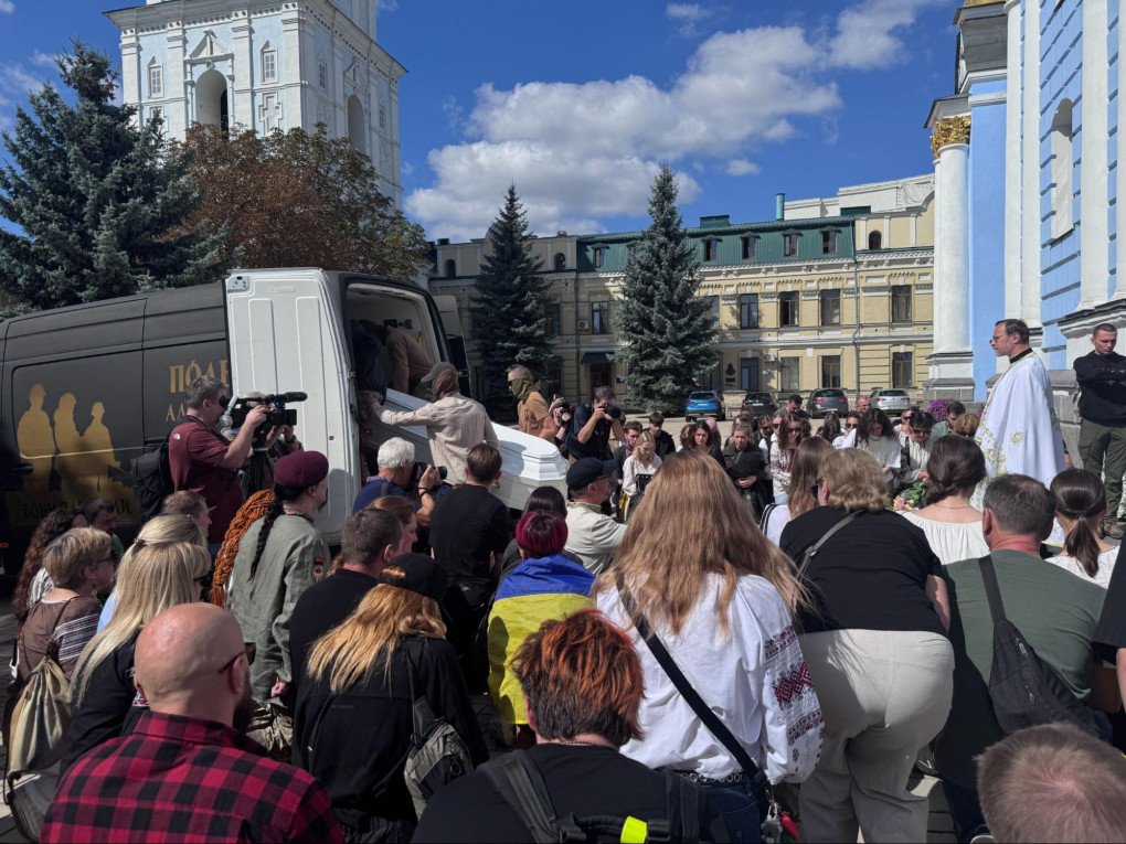 Funeral procession in Kyiv for Eva Reuter. (Source: UNITED24 Media) Funeral procession in Kyiv for Eva Reuter. (Source: UNITED24 Media)