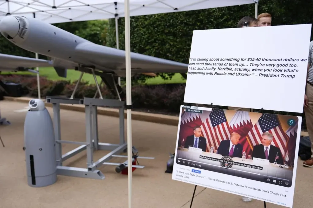 A display at the Pentagon features the LUCAS drone alongside a poster quoting US President Donald Trump praising low-cost, Iran-style drones. (Source: Defense Blog) A display at the Pentagon features the LUCAS drone alongside a poster quoting US President Donald Trump praising low-cost, Iran-style drones. (Source: Defense Blog)