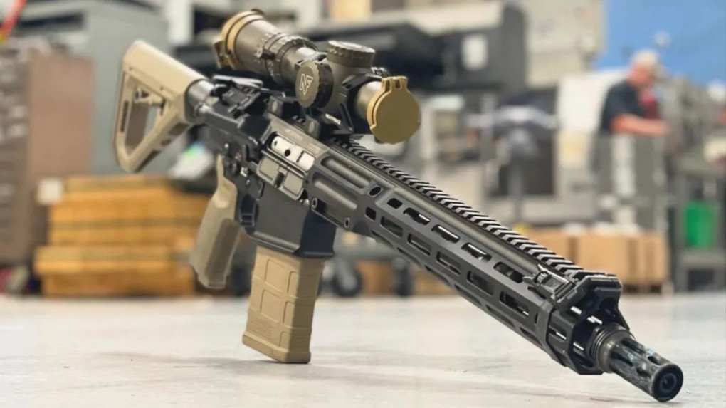A prototype Hypervelocity Improved Carbine (HICAR) displayed during development for the US Special Operations Command’s next-generation rifle program. (Source: Defense News) A prototype Hypervelocity Improved Carbine (HICAR) displayed during development for the US Special Operations Command’s next-generation rifle program. (Source: Defense News)