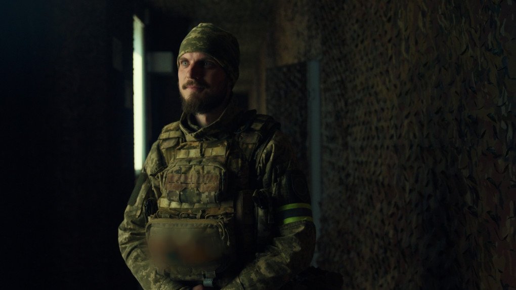 Fara, instructor de drones, prepara a los reclutas para diversos escenarios peligrosos que involucran drones. (Foto: Mykola Hrinenko / UNITED24 Media) Instructor de drones ucraniano