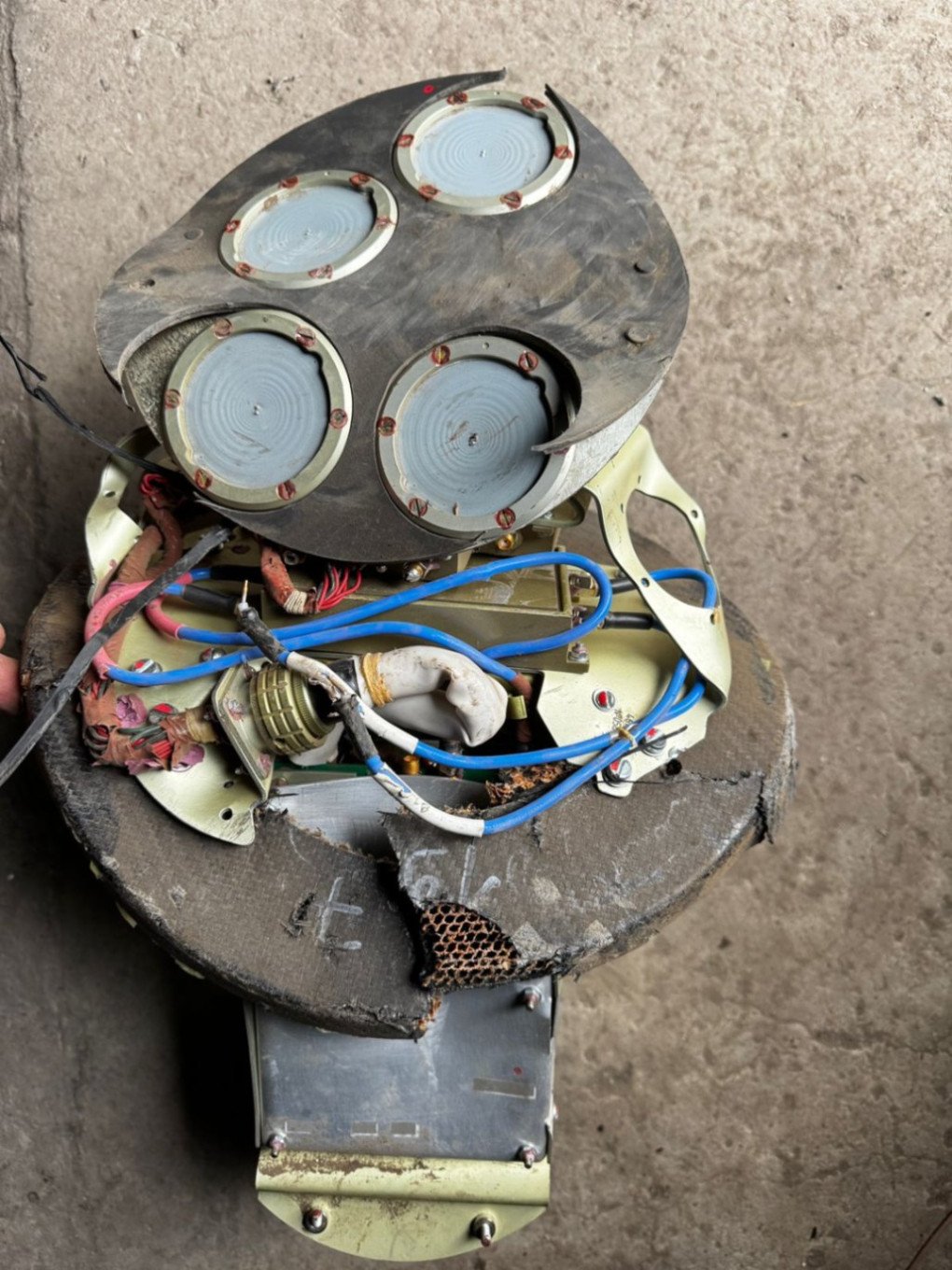 Passive radar homing unit recovered from a downed Russian Shahed drone, March 29, 2026. (Source: Reibert)