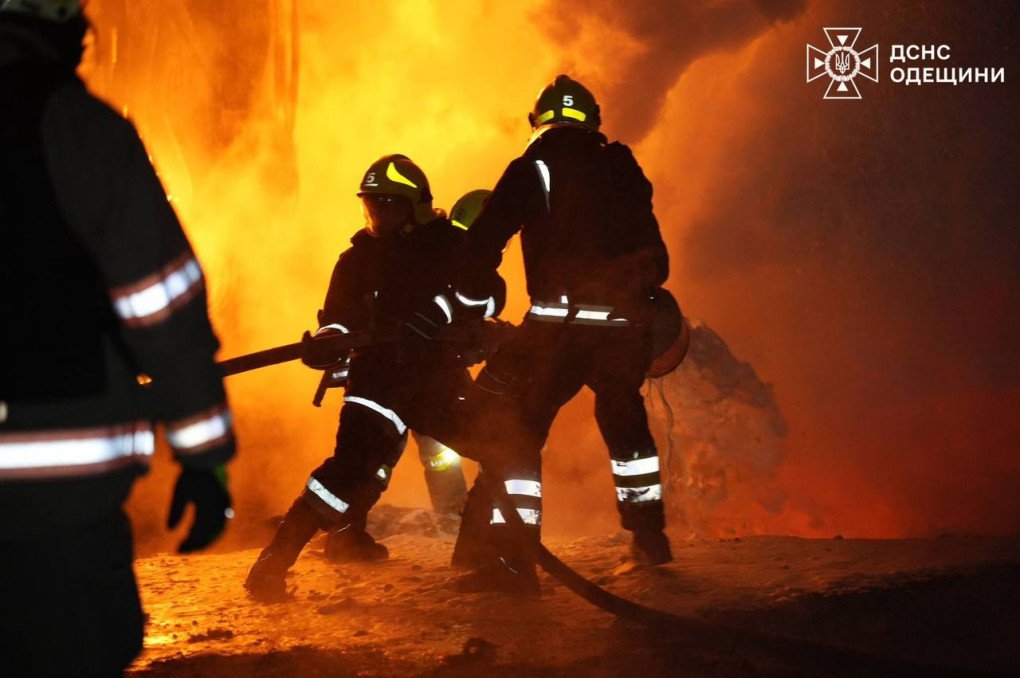 Aftermath of a Russian airstrike on Odesa, December 19, 2025. (Source: SES)