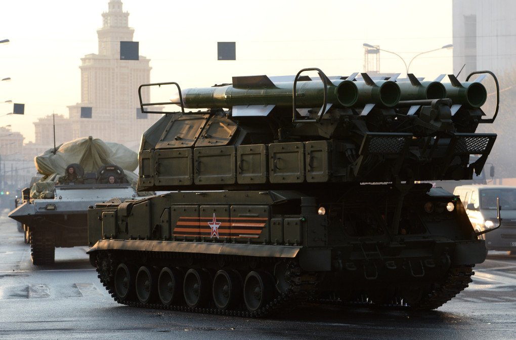 Russian Buk air defense missile system moves through Moscow during nighttime rehearsals for the Victory Day military parade. (Source: Getty Images)