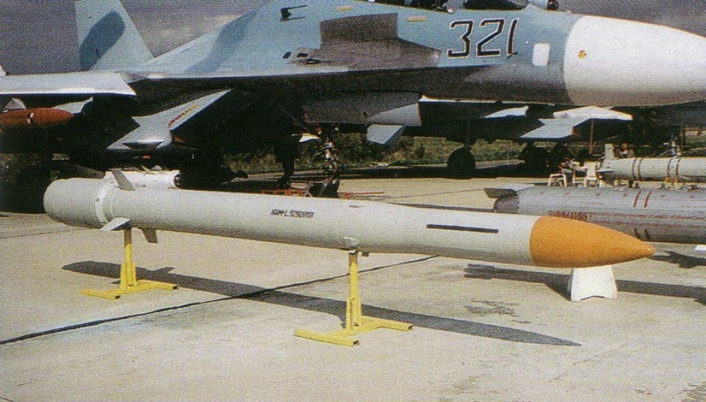 Mockup of a Russian KS-172 air-to-air missile in front of an SU-30MK. (Source: Wikimedia) Mockup of a Russian KS-172 air-to-air missile in front of an SU-30MK. (Source: Wikimedia)