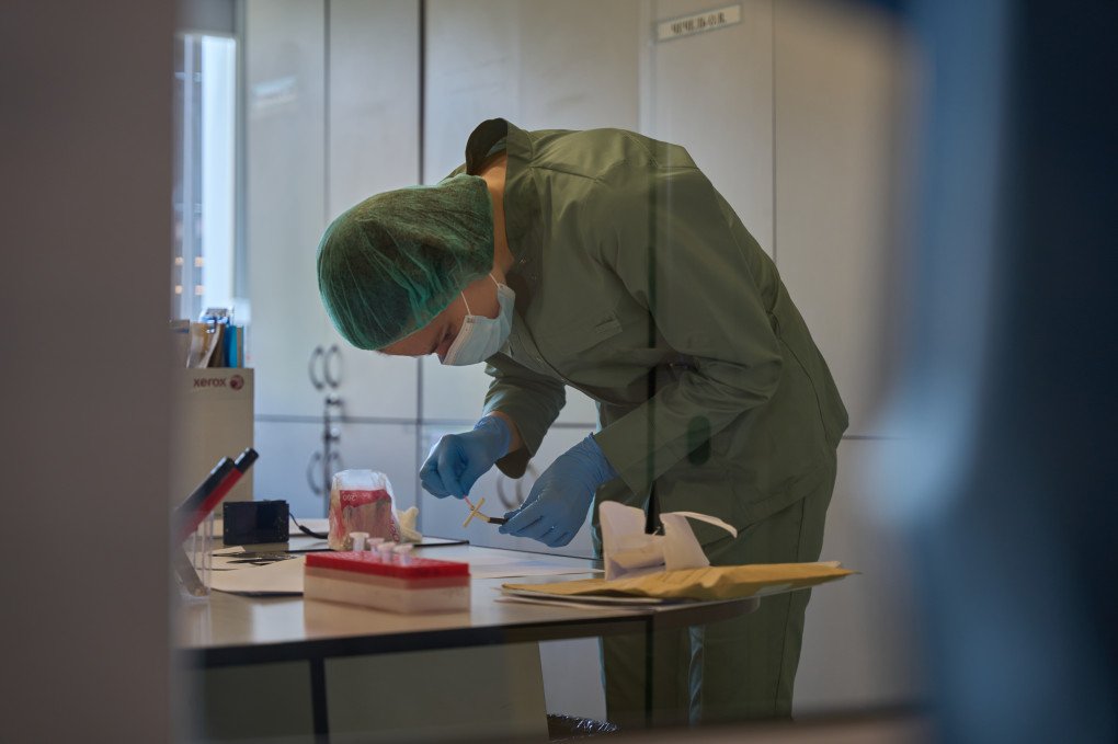 When there are no close relatives, personal belongings are collected and sent for analysis. Photo: Mykyta Shandyba/ UNITED24 Media