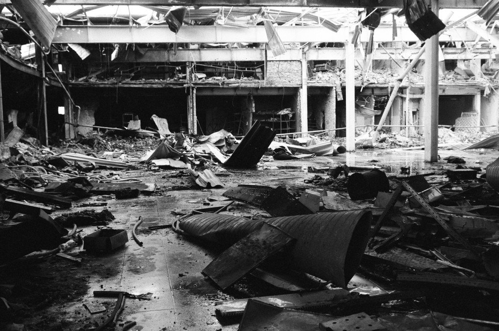 Kostiantynivka’s supermarket destroyed by a Russian rocket Kostiantynivka’s supermarket destroyed by a Russian rocket