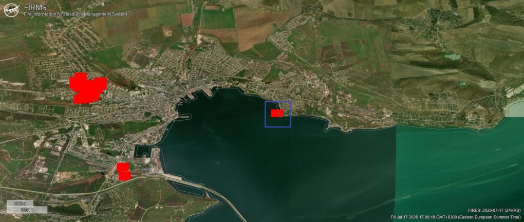 NASA FIRMS satellite data detected a fire near the Kerch waterfront overnight on July 17, close to the area where Ukraine reported striking an FSB Project 10410 Svetlyak-class patrol ship. (Source: Militarnyi via NASA FIRMS)