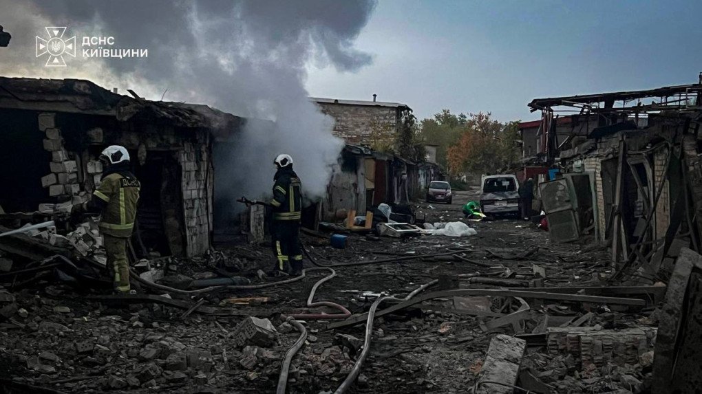 Emergency crews work among damaged buildings following a Russian attack on Ukraine’s Kyiv region. (Source: State Emergency Service) Emergency crews work among damaged buildings following a Russian attack on Ukraine’s Kyiv region. (Source: State Emergency Service)