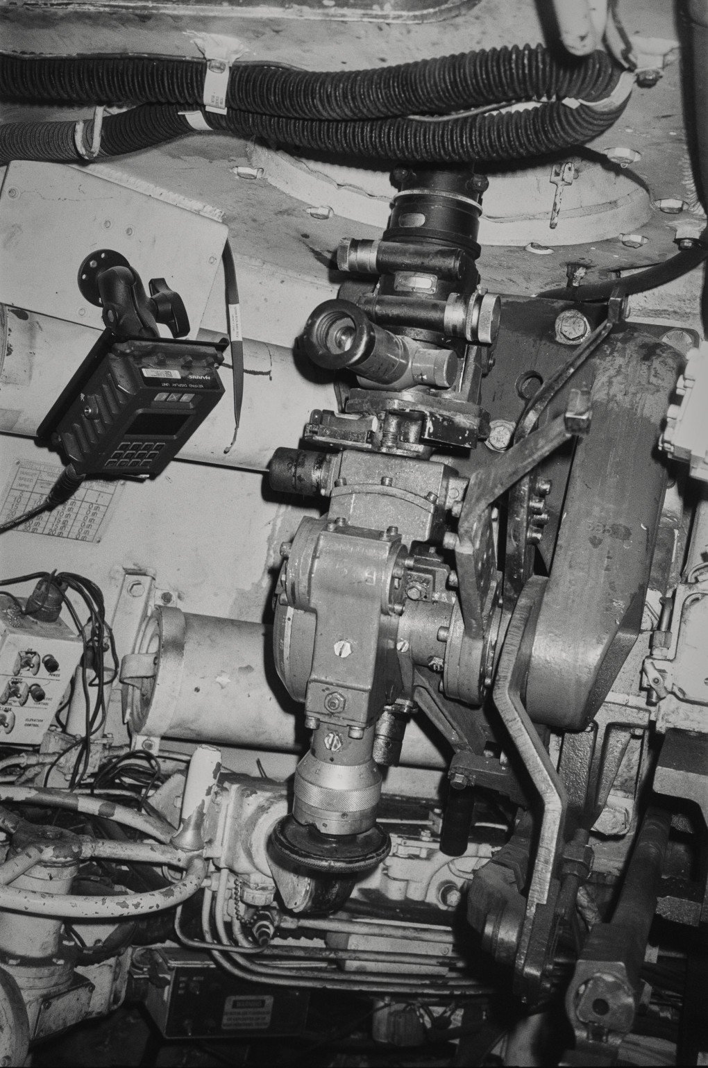 Periscope inside M109 Howitzer. Photo: Josh Olley/UNITED24 Media