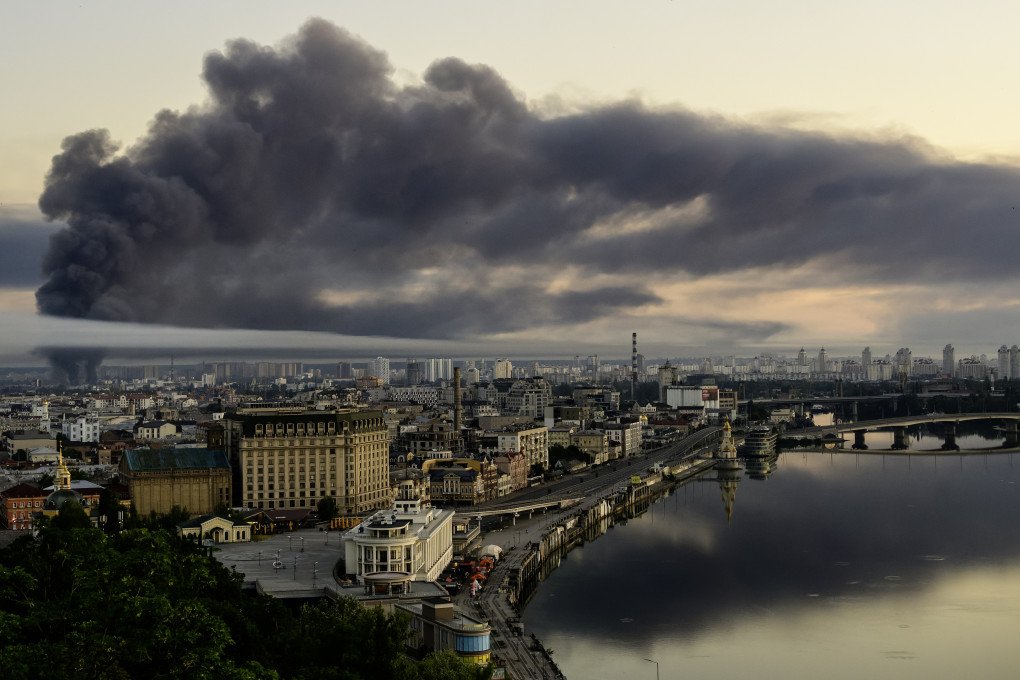 Thick smoke rises from a fire at a civilian infrastructure facility in Kyiv, Ukraine, on July 2, 2026. Russia launches 74 missiles and 476 drones in an overnight military operation targeting Ukraine, with Kyiv as the main focus.(Photo by Maxym Marusenko via Getty Images) Thick smoke rises from a fire at a civilian infrastructure facility in Kyiv, Ukraine, on July 2, 2026. Russia launches 74 missiles and 476 drones in an overnight military operation targeting Ukraine, with Kyiv as the main focus.(Photo by Maxym Marusenko via Getty Images)
