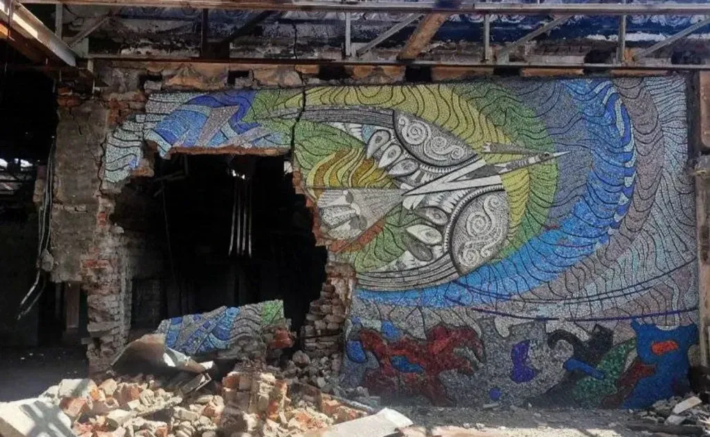 Destroyed Mosaic by Alla Horska in Mariupol. (Source: Instagram) Destroyed Mosaic by Alla Horska in Mariupol. (Source: Instagram)
