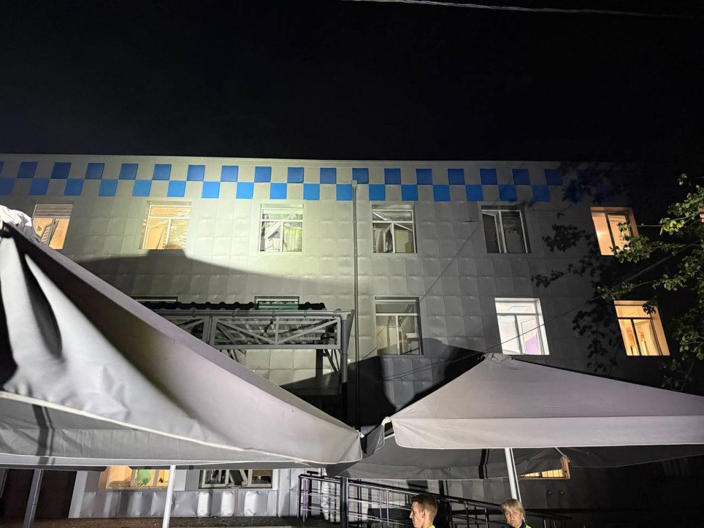 Las secuelas de un ataque ruso con drones contra un hospital de maternidad en Odesa, el 10 de junio de 2025. (Fuente: La Administración Militar de la Región de Odesa) Las secuelas de un ataque ruso con drones contra un hospital de maternidad en Odesa, el 10 de junio de 2025. (Fuente: La Administración Militar de la Región de Odesa)