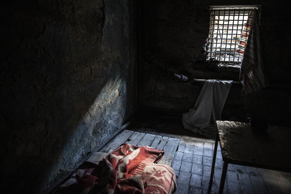 A view from a building, allegedly used as a prison by Russian forces, in Izium city after Russian Forces withdrawal in, Kharkiv region, Ukraine on September 19, 2022. (Source: Getty Images) A view from a building, allegedly used as a prison by Russian forces, in Izium city after Russian Forces withdrawal in, Kharkiv region, Ukraine on September 19, 2022. (Source: Getty Images)