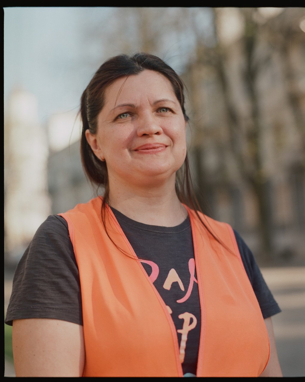 Vika, a volunteer in Sumy on April 18, 2025. (Photo: Lucile Brizard) Vika, a volunteer in Sumy on April 18, 2025. (Photo: Lucile Brizard)