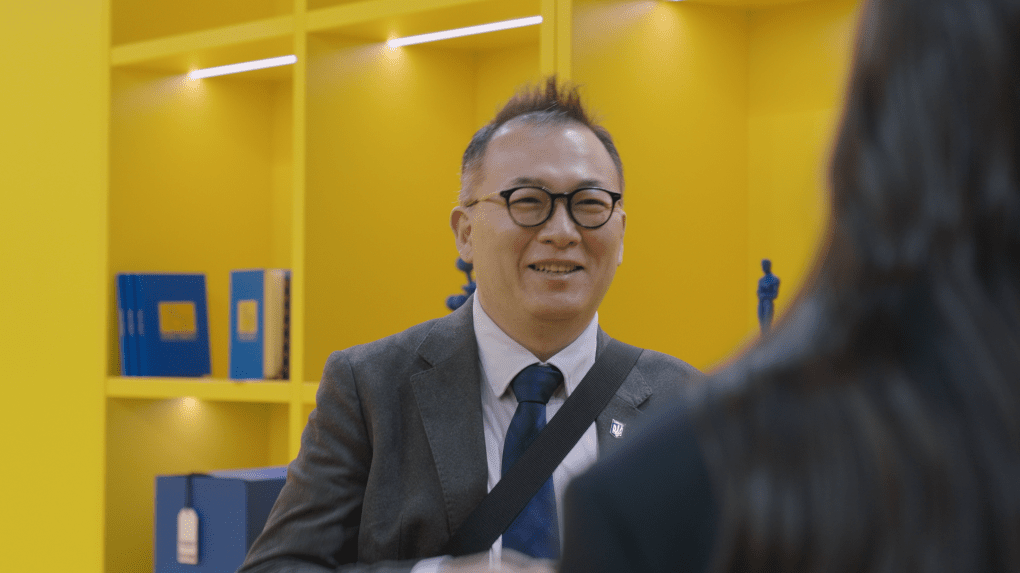 Japan’s Ambassador to Ukraine attends the opening of the Not For Sale exhibition in Kyiv, reaffirming cultural ties between Japan and Ukraine. (Source: Ukrainian House / United24)