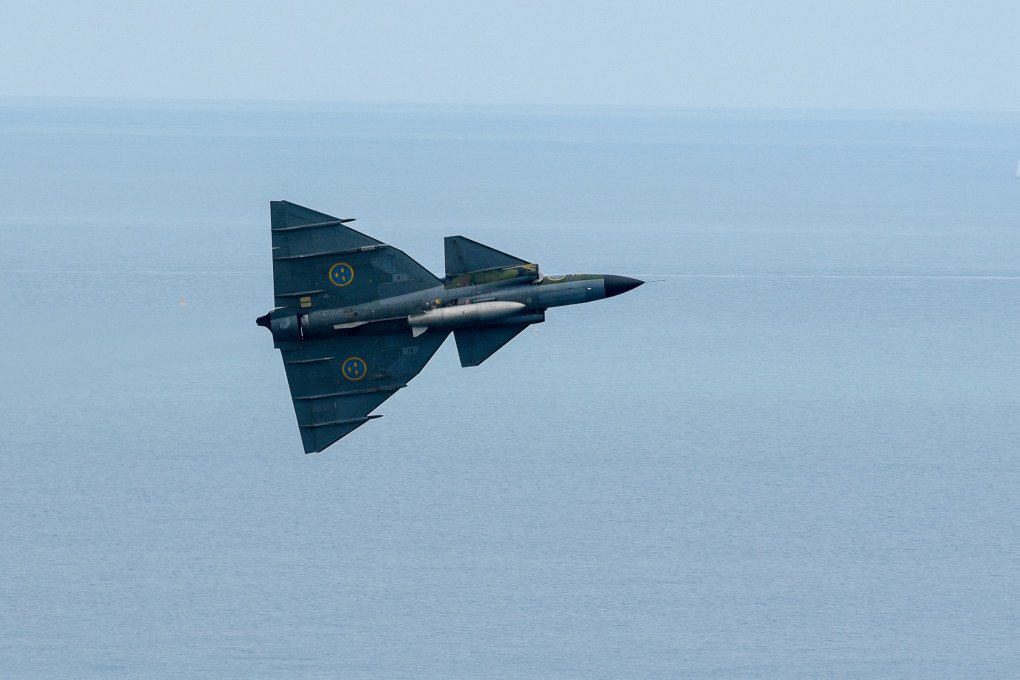 Viggen SE-DXO, Swedish Air Force in action during an air display in Ireland on July 29, 2018 (Source: Getty Images) Viggen; Swedish Air Force