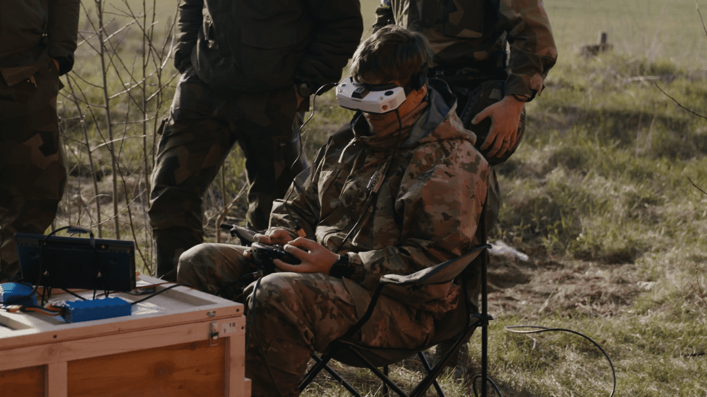 Operador de drones ucraniano. (Foto: Dirección General de Comunicaciones del Estado Mayor de las Fuerzas Armadas de Ucrania) Operador de drones ucraniano. (Foto: Dirección General de Comunicaciones del Estado Mayor de las Fuerzas Armadas de Ucrania)
