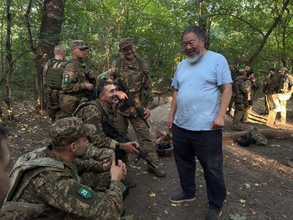 Ai Weiwei with Ukrainian soldiers on the frontline in 2025. (Image: Courtesy of Ai Weiwei) Ai Weiwei with Ukrainian soldiers on the frontline in 2025. (Image: Courtesy of Ai Weiwei)