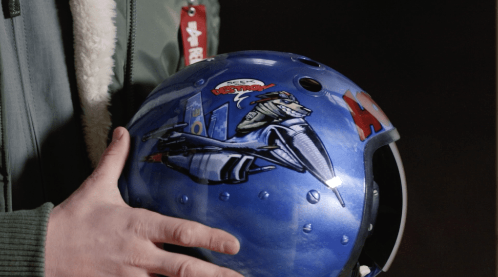 A close-up of Andrii’s helmet featuring the custom-painted wolf emblem, representing the 39th Brigade, also known as the 'Forest Brothers. (Source: ArmyTV) A close-up of Andrii’s helmet featuring the custom-painted wolf emblem, representing the 39th Brigade, also known as the 'Forest Brothers. (Source: ArmyTV)