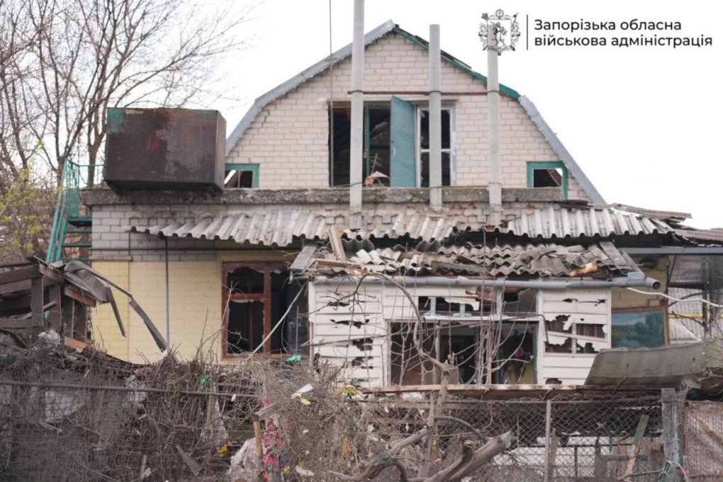 A house in the Zaporizhzhia region heavily damaged by the Russian attack on April 9, 2026. (Source: Zaporizhzhia Regional Military Administration) A house in the Zaporizhzhia region heavily damaged by the Russian attack on April 9, 2026. (Source: Zaporizhzhia Regional Military Administration)
