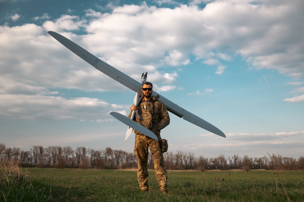 Ukrainian serviceman of the Unmanned Systems Battalion of the 23rd Mechanized Brigade holds FlyEye reconnaissance drone at the launch point on April 16, 2025 in Donetsk region, Ukraine. (Photo by Oxana Chorna/Global Images Ukraine via Getty Images) Ukrainian serviceman of the Unmanned Systems Battalion of the 23rd Mechanized Brigade holds FlyEye reconnaissance drone at the launch point on April 16, 2025 in Donetsk region, Ukraine. (Photo by Oxana Chorna/Global Images Ukraine via Getty Images)