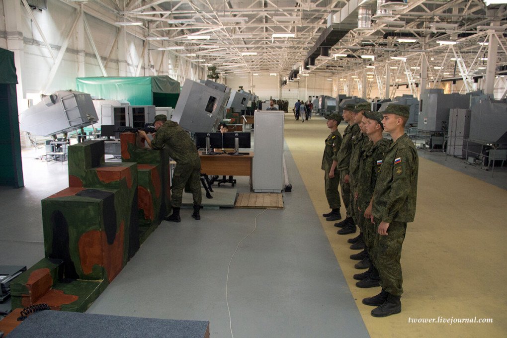 Russian soldiers in the Mulino training center.