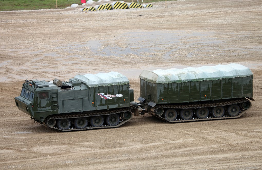 DT-10PM en la exposición militar Armiya-2016 en Rusia, 2016. (Fuente: Wikimedia)