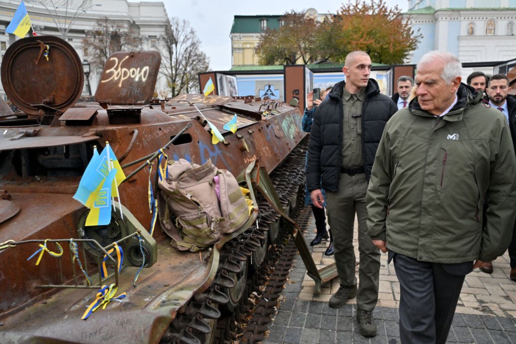 High Representative of the European Union for Foreign Affairs and Security Policy Josep Borrell (R) eaxmines destroyed Russian military equipment at an open air exhibition in Kyiv on November 9, 2024. (Getty Images) High Representative of the European Union for Foreign Affairs and Security Policy Josep Borrell (R) eaxmines destroyed Russian military equipment at an open air exhibition in Kyiv on November 9, 2024. (Getty Images)