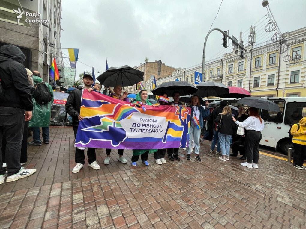 Kyiv Pride participants in Kyiv carrying a banner that says “Together towards equality and victory”, on June 16. (Source: Radio Svoboda)