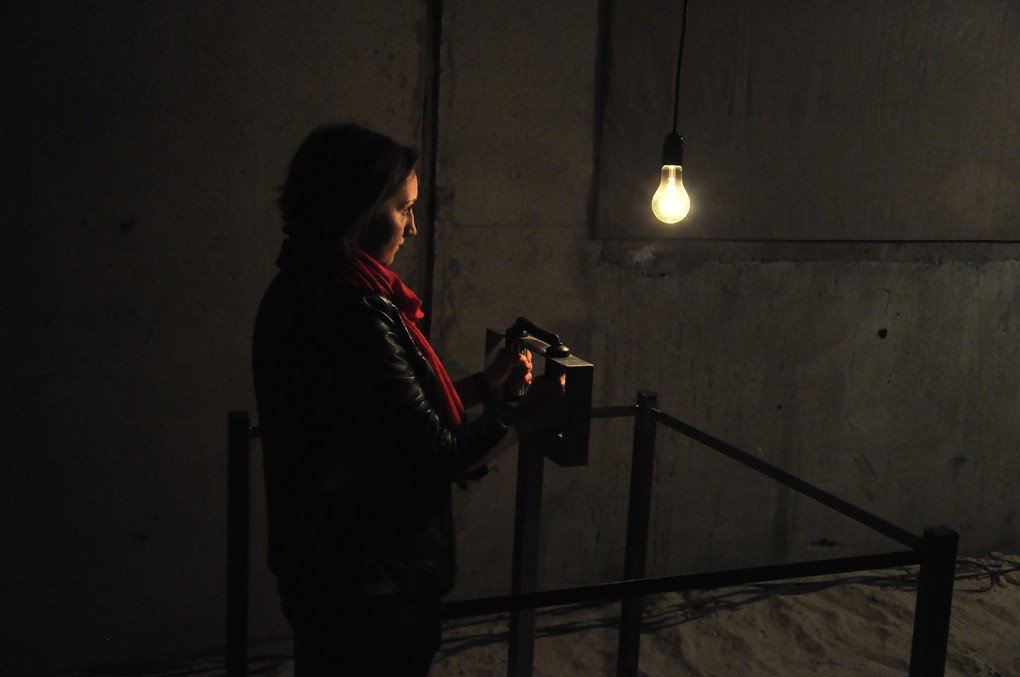 The Pulse Room installation by artist Rafael Lozano-Hemmer in IZOLYATSIA, platform for Cultural Initiatives, Donetsk, Ukraine, 2013. (Source: Rafael Lozano-Hemmer’s website) The Pulse Room installation by artist Rafael Lozano-Hemmer in IZOLYATSIA, platform for Cultural Initiatives, Donetsk, Ukraine, 2013. (Source: Rafael Lozano-Hemmer’s website)