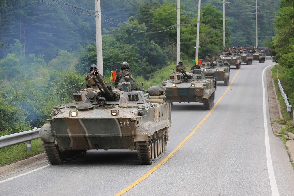 A column of BMP-3 infantry fighting vehicles in South Korean service. (Source: Reddit) A column of BMP-3 infantry fighting vehicles in South Korean service.