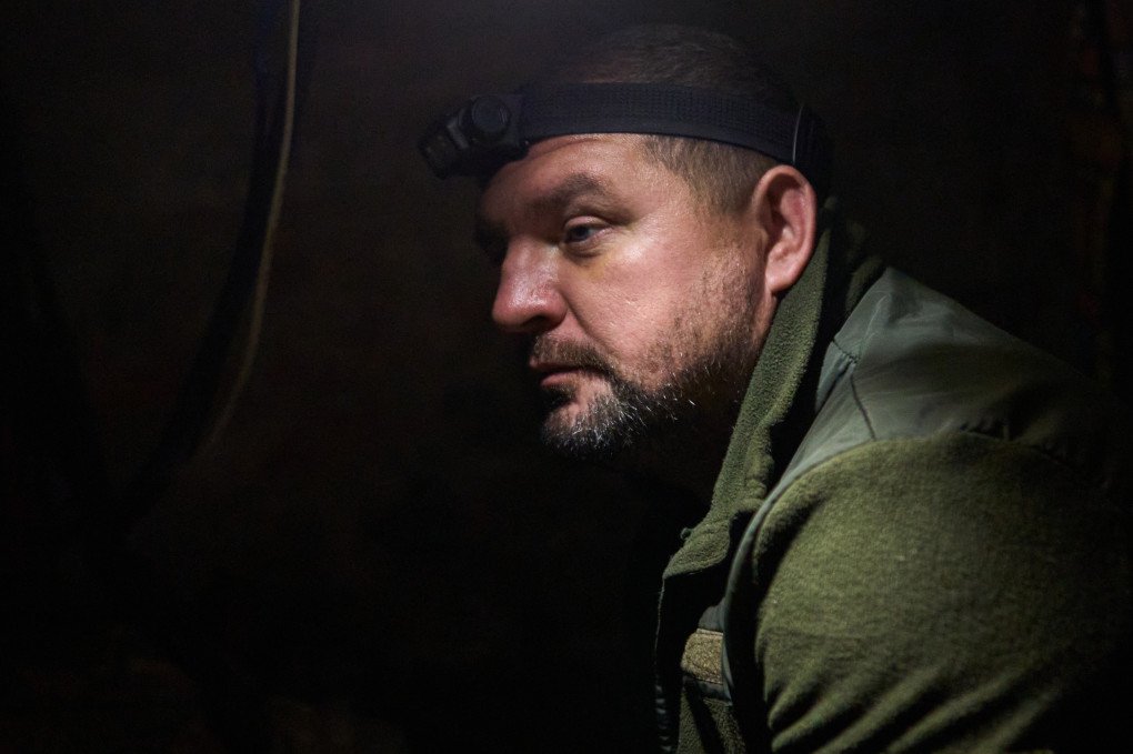The mortar operator from the "Liut" (“Rage”) brigade is waiting for the coordinates of a new target. The mortar operator from the "Liut" (“Rage”) brigade is waiting for the coordinates of a new target.