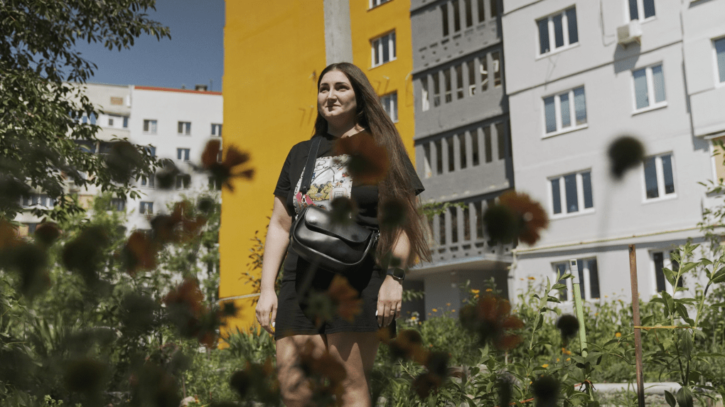 Aliona, born and raised in Northern Saltivka district, moved to Lviv in March 2022. Photo: UNITED24 Media Aliona, born and raised in Northern Saltivka district, moved to Lviv in March 2022. Photo: UNITED24 Media