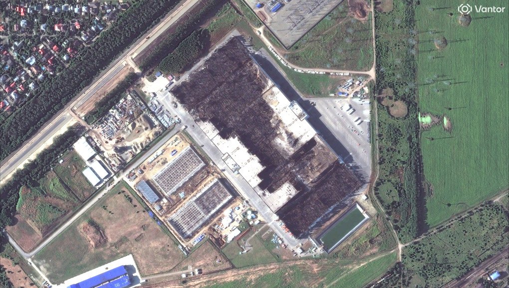 Satellite image shows extensive fire damage to the Wildberries warehouse in Krasnodar following a strike. (Satellite image: Vantor) Satellite image shows extensive fire damage to the Wildberries warehouse in Krasnodar following a strike. (Satellite image: Vantor)