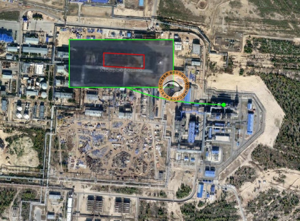 Satellite imagery showing the targeted de-ethanization gas treatment unit at the Novy Urengoy Condensate Preparation for Transport Plant in Russia’s Yamalo-Nenets Autonomous Okrug. (Source: CyberBoroshno)