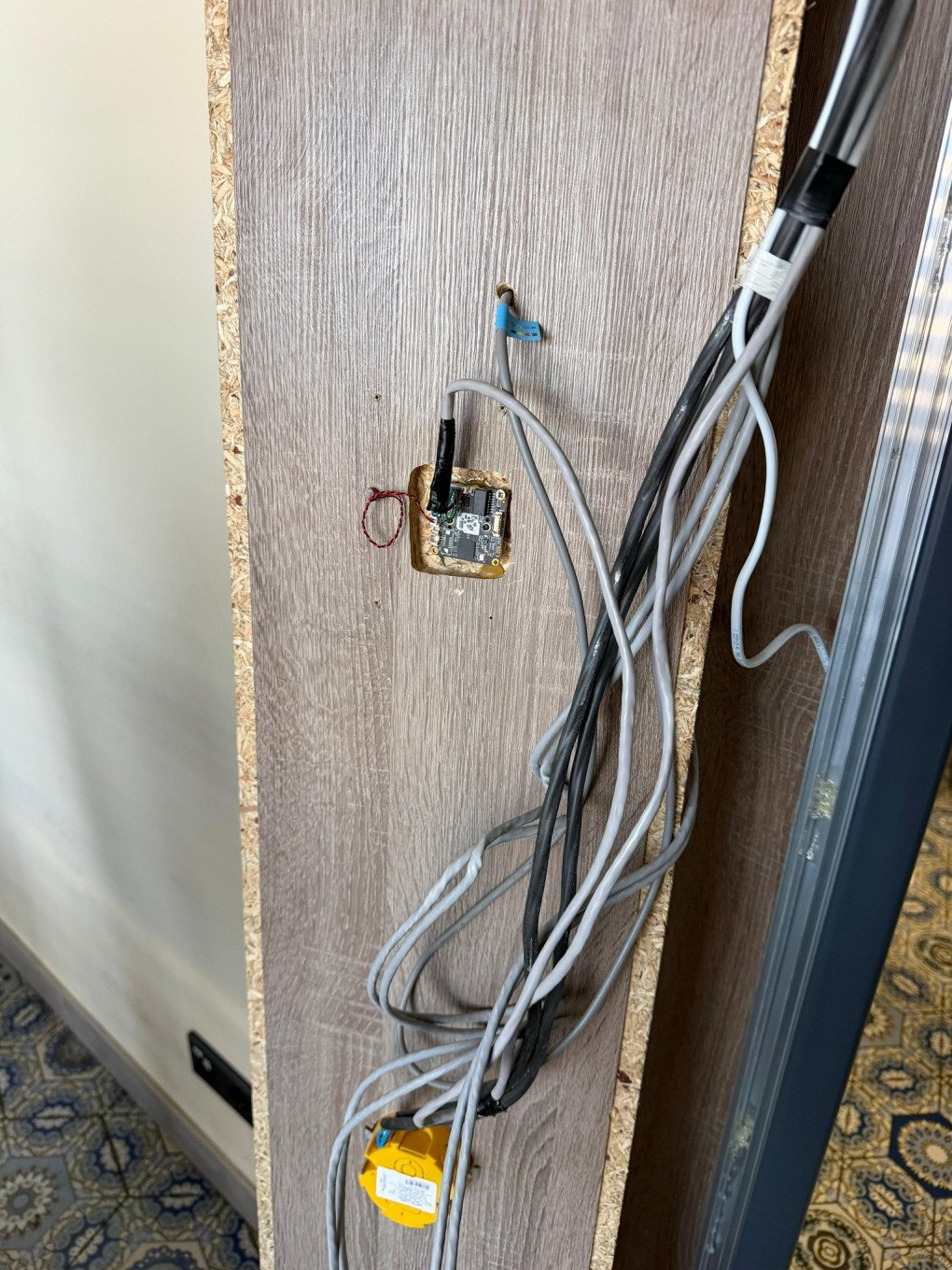 Russian spy device, found in the office of the Ukrainian drone manufacturer, March 24, 2026. (Source: TechEx)