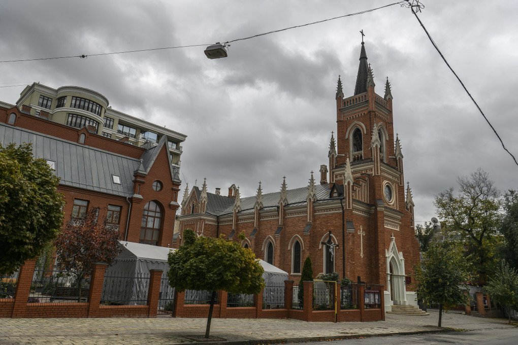 Cathedral of the Assumption of the Blessed Virgin Mary in the centre of Kharkiv, Ukraine, October 3, 2022. (Source: Getty Images)
