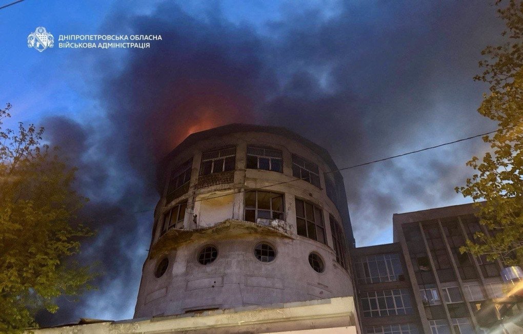 Destruction in Dnipro after a Russian attack, with an administrative building engulfed in flames. (Source: Dnipropetrovsk regional military administration) Destruction in Dnipro after a Russian attack, with an administrative building engulfed in flames. (Source: Dnipropetrovsk regional military administration)