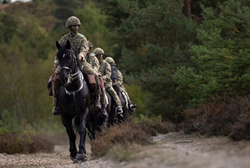 Household Cavalry Mounted Regiment soldiers during the combat capability experiment at the Barossa training area in Sandhurst, September 23, 2026. (Source: British Army) Household Cavalry Mounted Regiment soldiers during the combat capability experiment at the Barossa training area in Sandhurst, September 23, 2026.